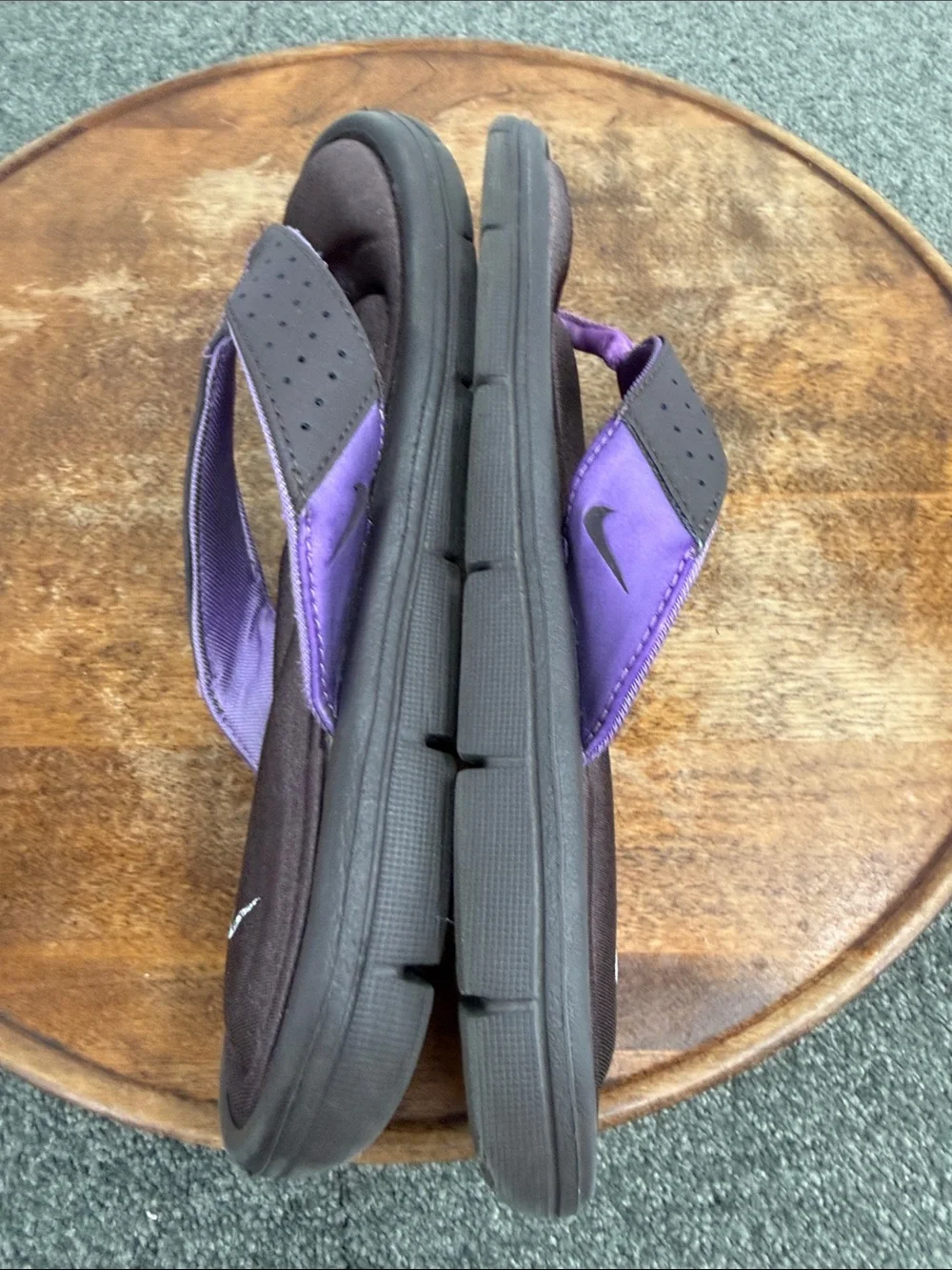 Nike flip flop